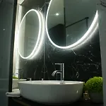 Westin House No 407 *